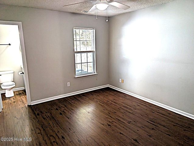 113 Live Oak Court, Midway Park, NC 28544