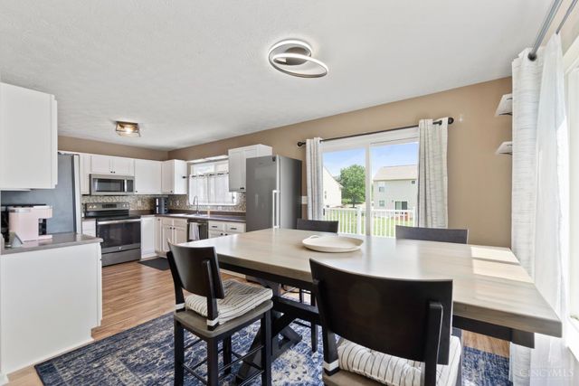 1136 Reveres Run, Lebanon, OH 45036