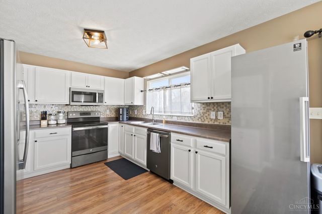 1136 Reveres Run, Lebanon, OH 45036