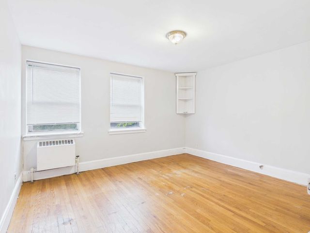 1 O'leary Way 92, Boston, MA 02130