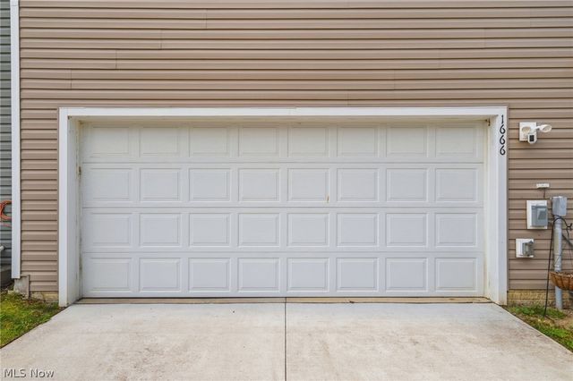 1666 N Eckert Lane, Cuyahoga Falls, OH 44313