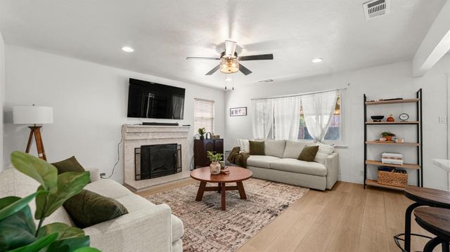 456 Murray St, Lodi, CA 95240