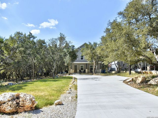 660 Mockingbird, Canyon Lake, TX 78133