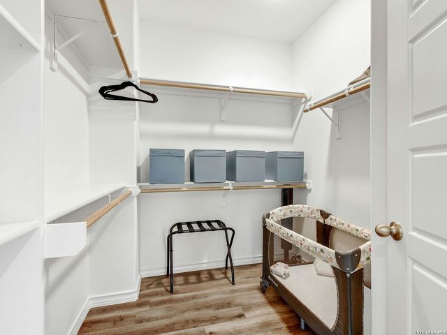 660 Mockingbird, Canyon Lake, TX 78133