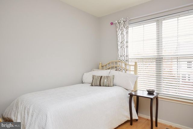 15716 WINNERS DR, Gaithersburg, MD 20878