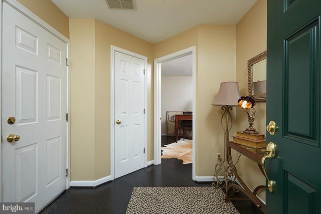 15716 WINNERS DR, Gaithersburg, MD 20878