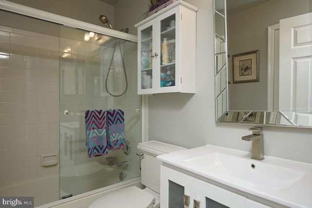 15716 WINNERS DR, Gaithersburg, MD 20878