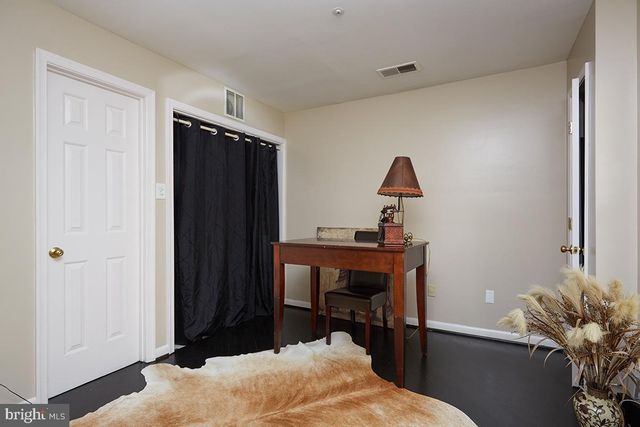 15716 WINNERS DR, Gaithersburg, MD 20878