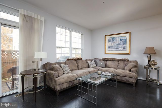 15716 WINNERS DR, Gaithersburg, MD 20878