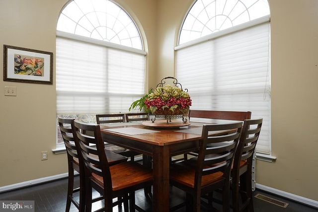 15716 WINNERS DR, Gaithersburg, MD 20878