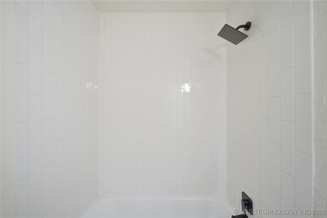 11403 E 37th Place, Tulsa, OK 74146