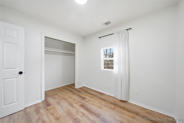 11403 E 37th Place, Tulsa, OK 74146