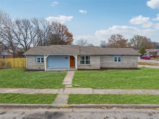 11403 E 37th Place, Tulsa, OK 74146