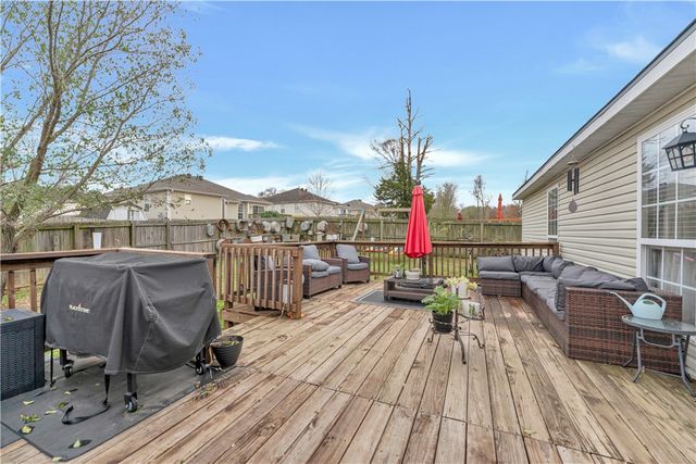 184 Jenee Drive, Huntsville, AR 72740