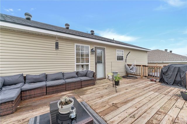 184 Jenee Drive, Huntsville, AR 72740