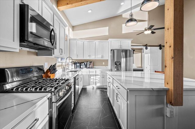 6532 Kilkenny Drive, Canadian Lakes, MI 49346