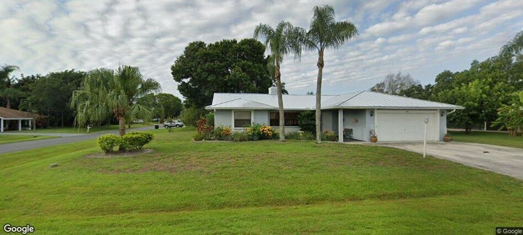 2552 NW Captiva Cove, Stuart, FL 34994