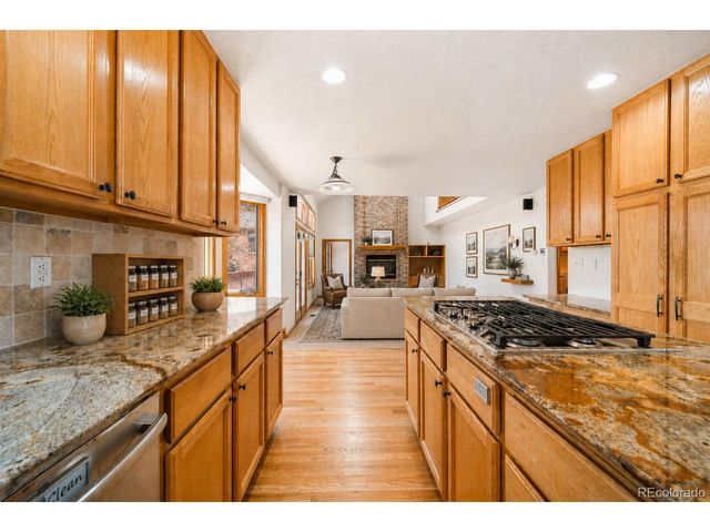 6569 S Oak Cir, Littleton, CO 80127