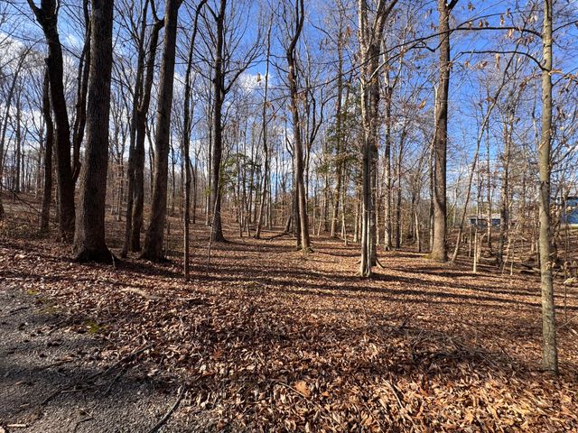 26 Arrowhead Lane, Jamestown, KY 42629