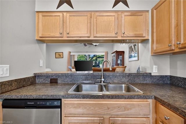8237 Pacific Beach DR, Fort Myers, FL 33966