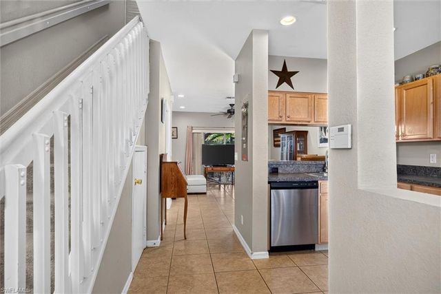 8237 Pacific Beach DR, Fort Myers, FL 33966