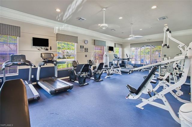 8237 Pacific Beach DR, Fort Myers, FL 33966