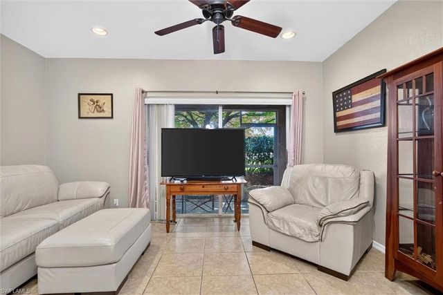 8237 Pacific Beach DR, Fort Myers, FL 33966