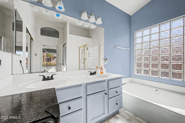 7452 W POTTER Drive, Glendale, AZ 85308