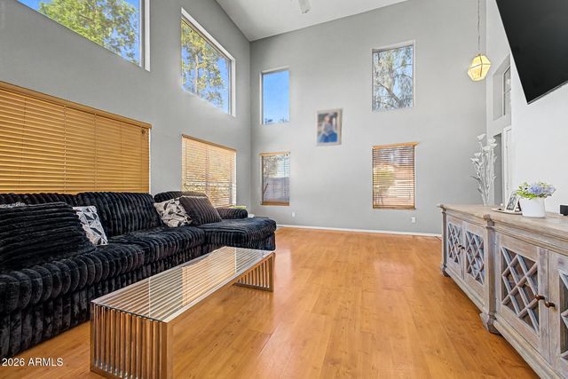 7452 W POTTER Drive, Glendale, AZ 85308