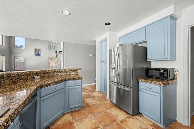 7452 W POTTER Drive, Glendale, AZ 85308