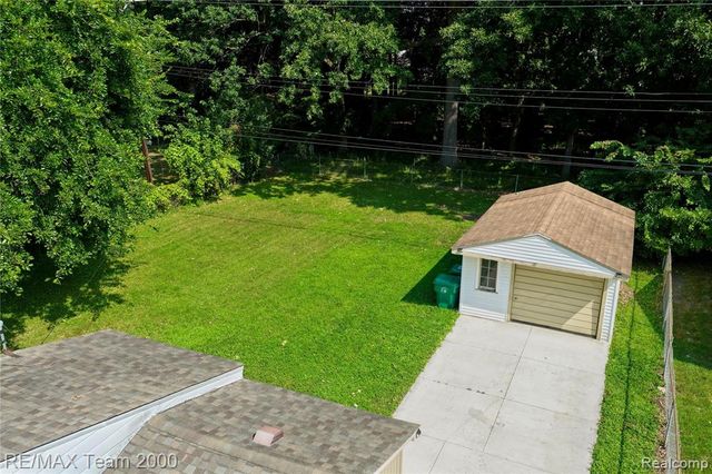 30008 Beechwood Street, Garden City, MI 48135