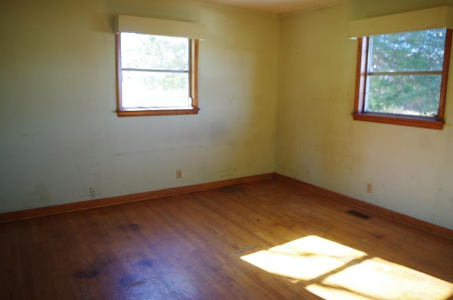 1204 Wooden Avenue, Rossville, GA 30741