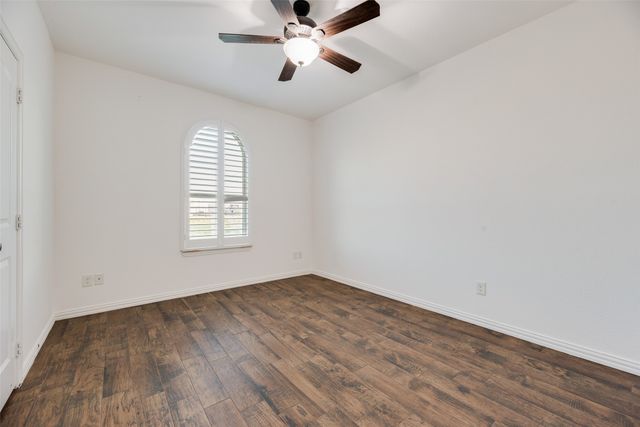 3408 Chinaberry Lane, Joshua, TX 76058
