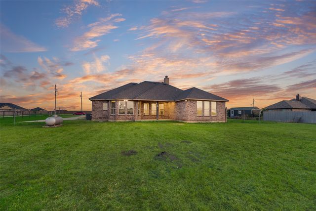 3408 Chinaberry Lane, Joshua, TX 76058