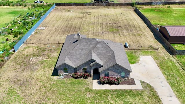 3408 Chinaberry Lane, Joshua, TX 76058