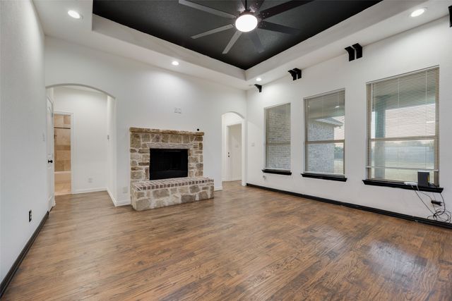 3408 Chinaberry Lane, Joshua, TX 76058