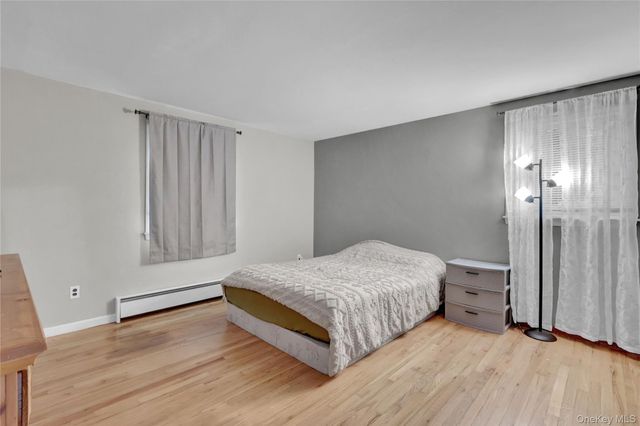 187 Hot Water Street, Manorville, NY 11949