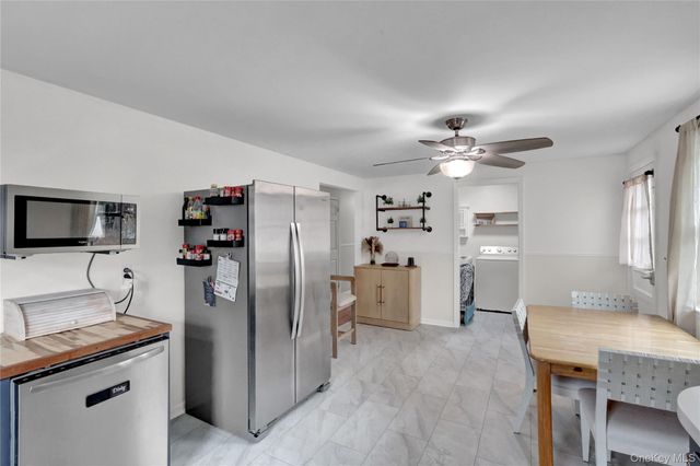 187 Hot Water Street, Manorville, NY 11949