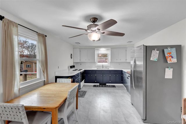 187 Hot Water Street, Manorville, NY 11949