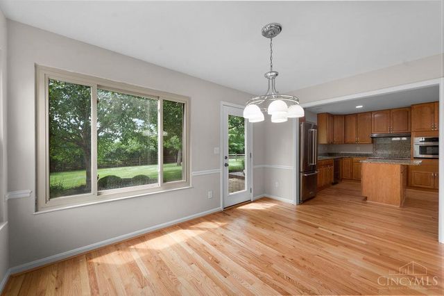 8092 Thistlewood Drive, West Chester, OH 45069