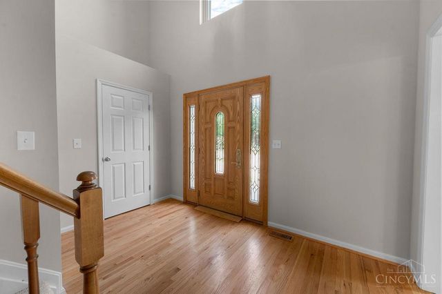 8092 Thistlewood Drive, West Chester, OH 45069