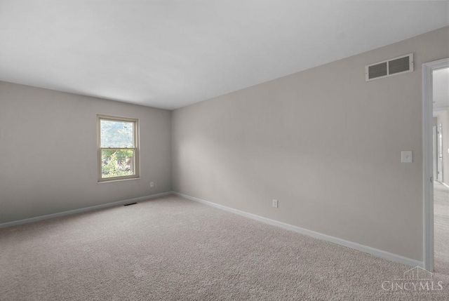 8092 Thistlewood Drive, West Chester, OH 45069