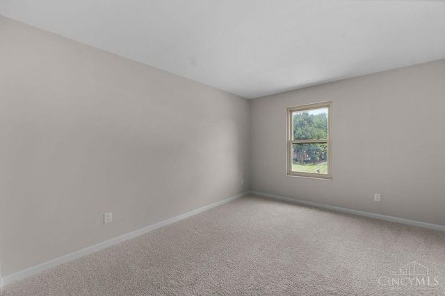8092 Thistlewood Drive, West Chester, OH 45069