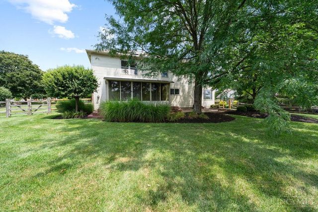 8092 Thistlewood Drive, West Chester, OH 45069