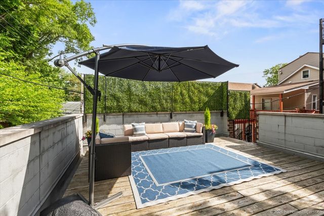 824 S Bell Avenue 1, Chicago, IL 60612