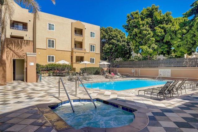 3520 Lebon Dr 5302, San Diego, CA 92122