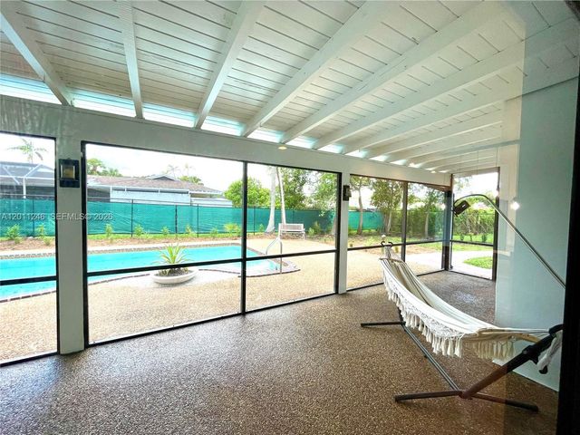 7804 SW 179th Ter, Palmetto Bay, FL 33157