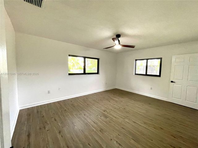 7804 SW 179th Ter, Palmetto Bay, FL 33157