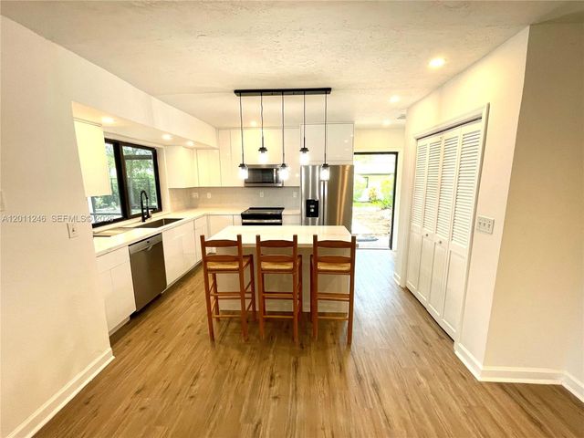 7804 SW 179th Ter, Palmetto Bay, FL 33157