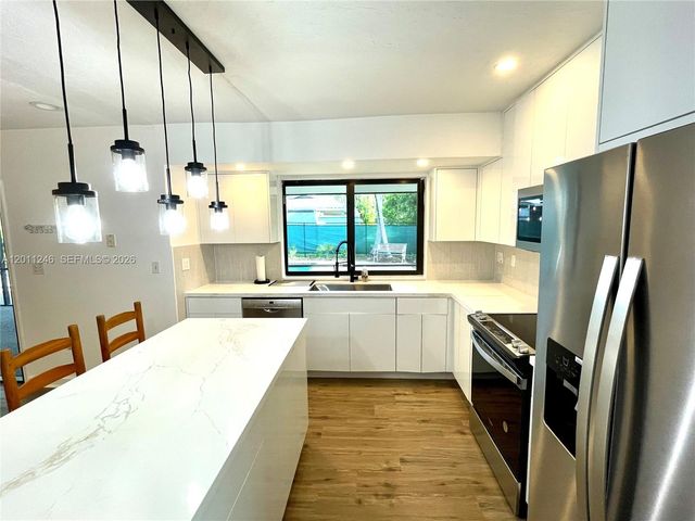 7804 SW 179th Ter, Palmetto Bay, FL 33157